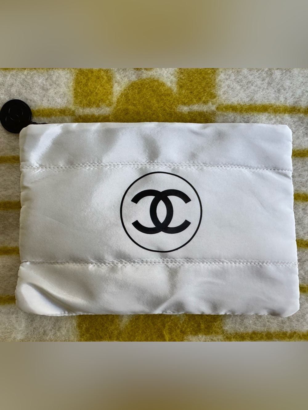 Authentic Chanel pouch with zipper